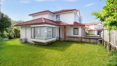  at 9/30 Roanoke Way, Albany, Auckland