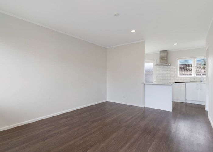  at 4/27 Nikau Street, New Lynn, Waitakere City, Auckland