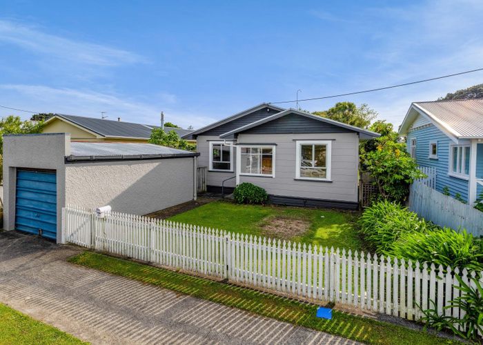  at 41 Lyn Street, Lynmouth, New Plymouth, Taranaki