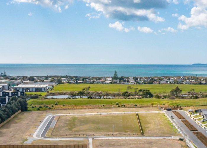  at Papamoa, Tauranga, Bay Of Plenty