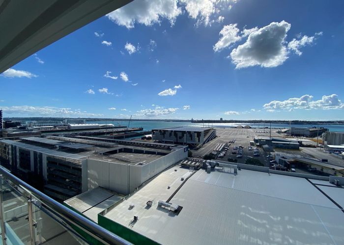  at 1110/30 Beach Road, Auckland Central, Auckland