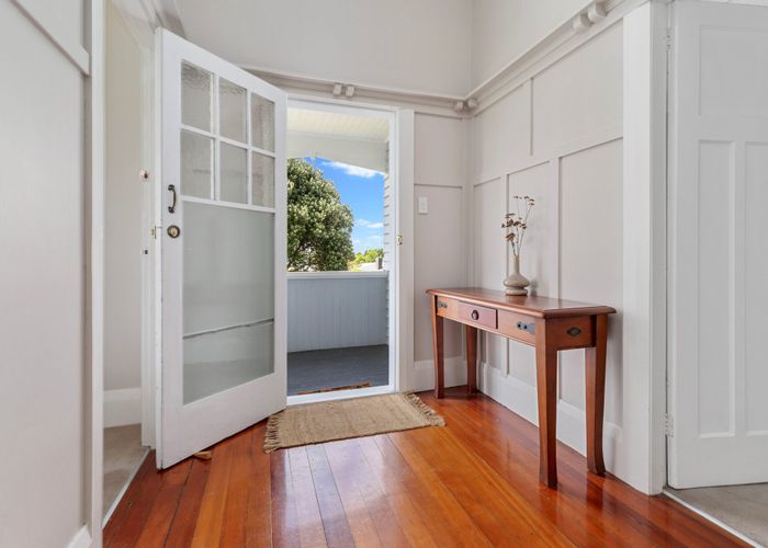  at 24 Mountain Road, Mangere Bridge, Auckland