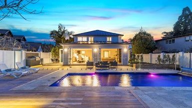  at 19 Oak Manor Drive, Albany, Auckland