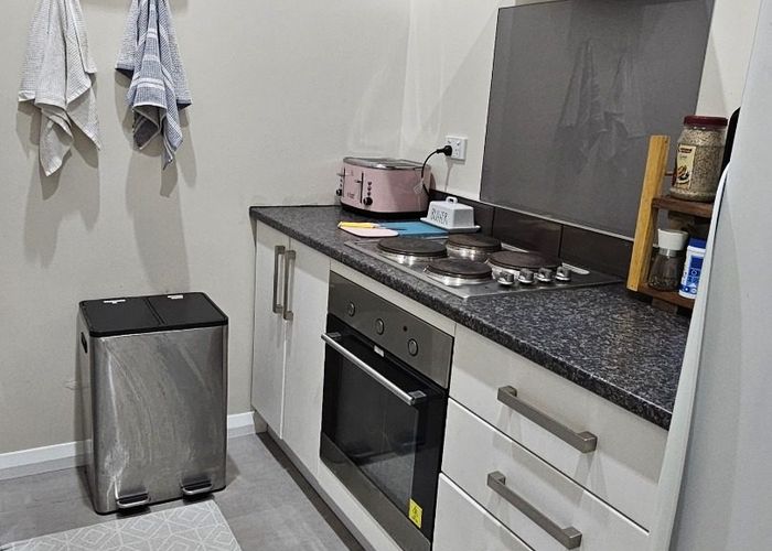  at 2/262 Edgeware Road, Edgeware, Christchurch City, Canterbury