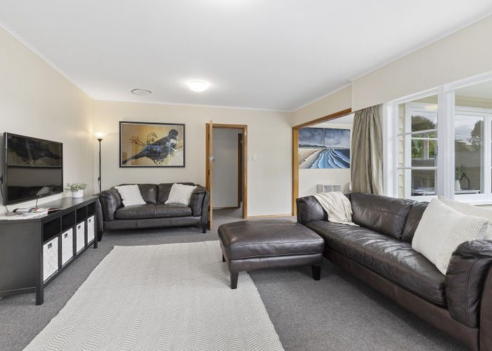  at 52 Chester Road, Tawa, Wellington