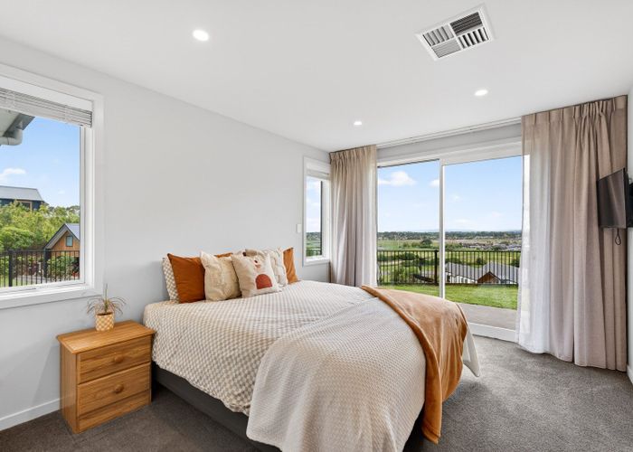  at 77 Oak Road, Poraiti, Napier, Hawke's Bay