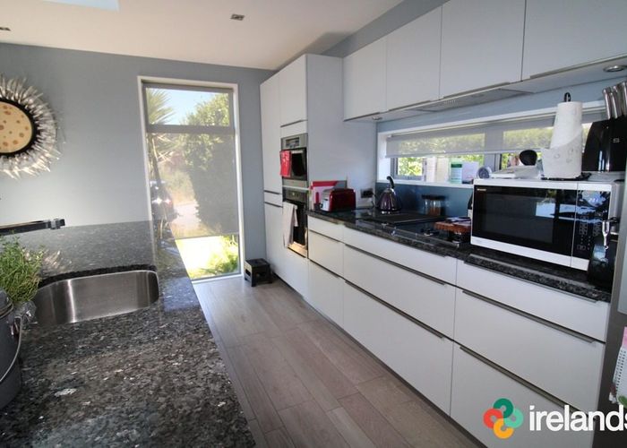  at 116 Glenstrae Road, Redcliffs, Christchurch City, Canterbury