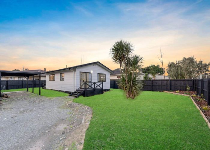  at 180 Old Wairoa Road, Papakura, Papakura