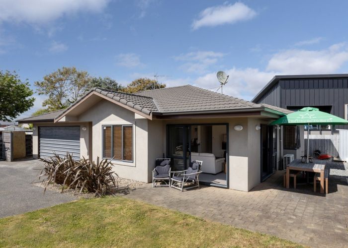  at 6B Dickson Road, Papamoa Beach, Papamoa