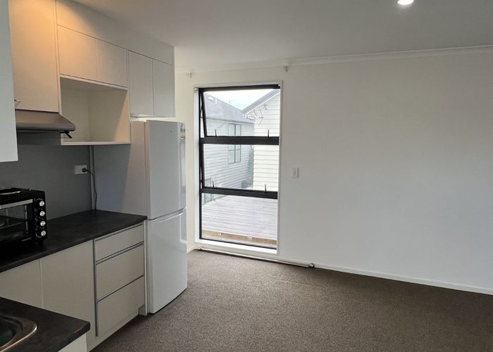  at 10b Mohua Avenue, Takanini, Papakura, Auckland