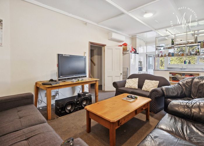  at 114 London Street, Dunedin Central, Dunedin