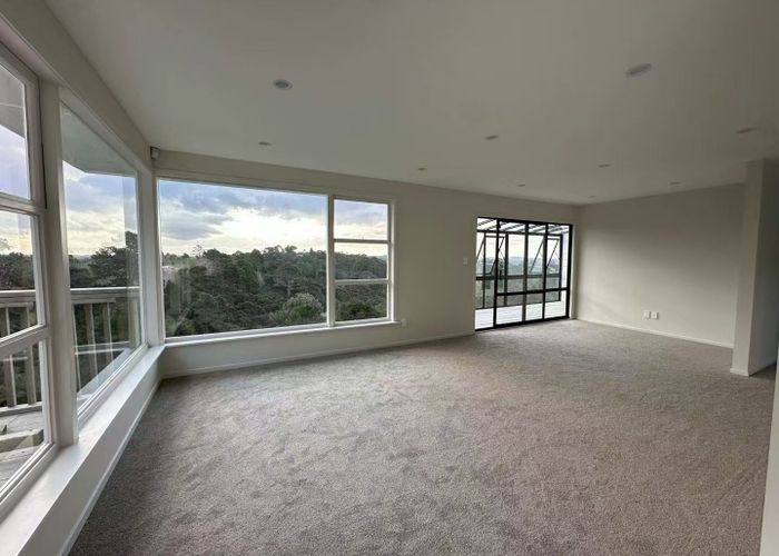  at 981 East Coast Road, Redvale, Auckland