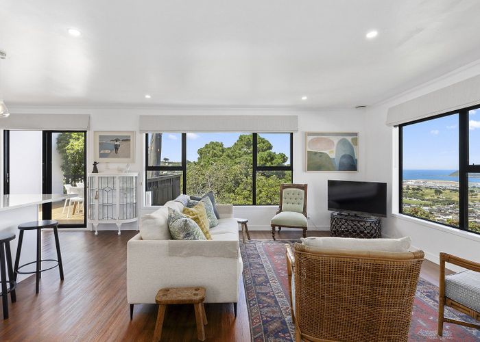  at 5 Inverell Way, Seatoun, Wellington