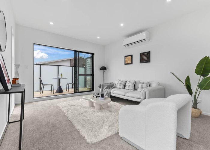  at 14 Torino Street, Point England, Auckland City, Auckland