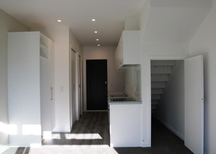  at 9 Glen Evans Crescent, Fairfield, Lower Hutt, Wellington