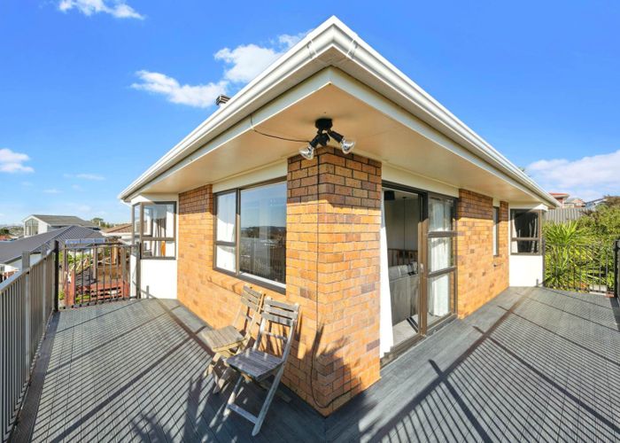 at 1/21 White Heron Drive, Massey, Waitakere City, Auckland