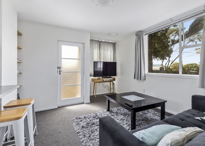  at 9/76 Freyberg Street, Lyall Bay, Wellington