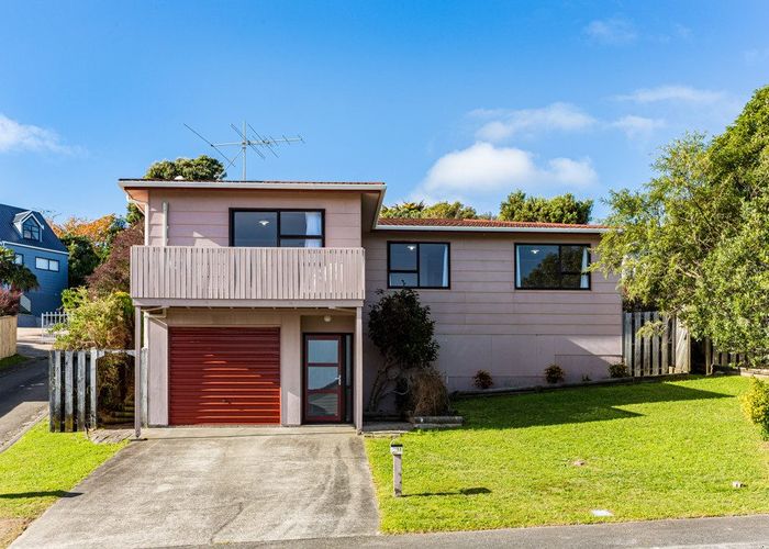  at 11 Cleat Street, Whitby, Porirua, Wellington