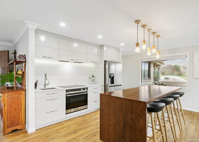  at 82 Axtens Road, Bombay