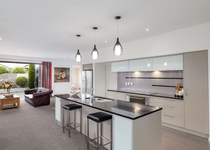  at 52 Glen Oaks Drive, Northwood, Christchurch