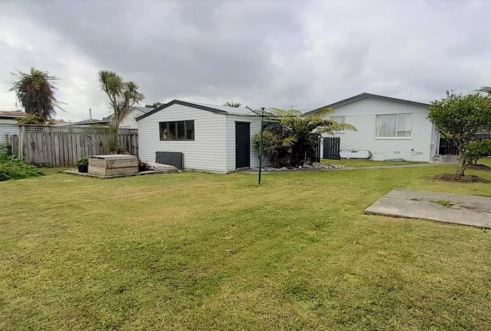  at 10 Cook Street, Carters Beach, Westport