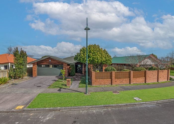  at 7 Strachan Way, Highbury, Palmerston North