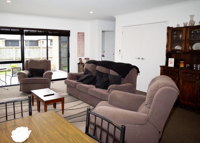  at 18/11 Errol Close, Burbush, Hamilton, Waikato