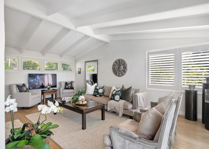  at 32 Seaview Avenue, Northcote, Auckland