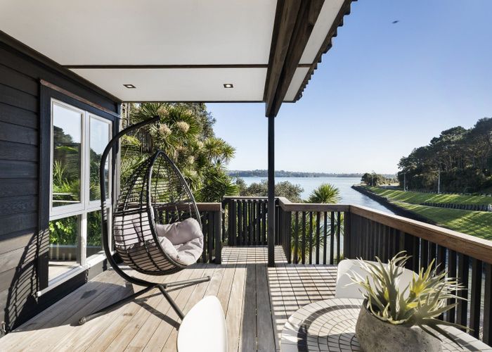  at 2/7 Masefield Avenue, Herne Bay, Auckland