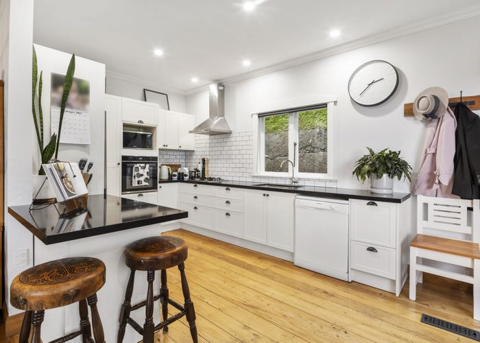  at 63 Mount Pleasant Road, Aro Valley, Wellington