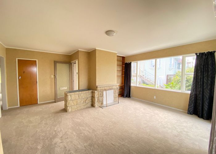  at 36 Woodside Avenue, Northcote, Auckland