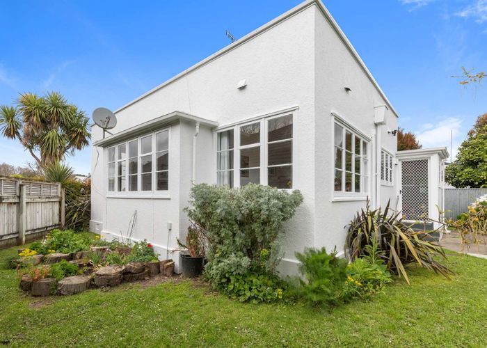  at 65 Park Road, West End, Palmerston North