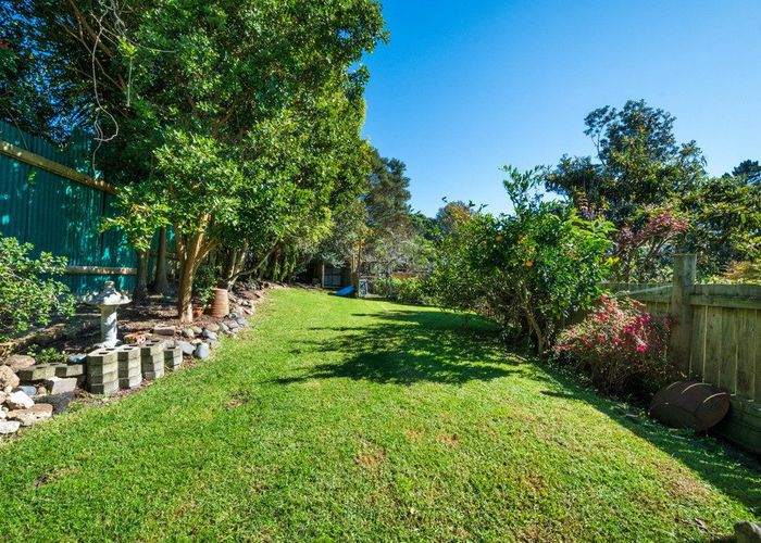  at 22 Zingaro Place, Massey, Auckland