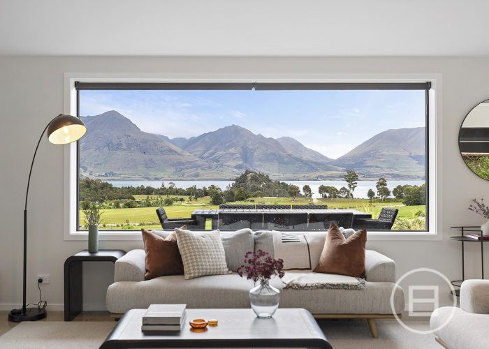  at 18 Lookout Drive, Mount Creighton, Queenstown
