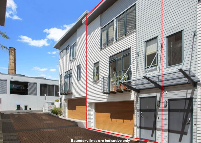  at 2/50 Livingstone Street, Grey Lynn, Auckland