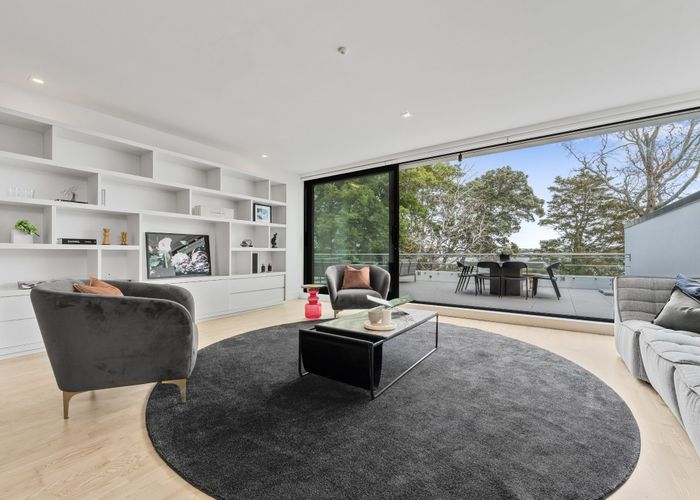  at 17/258 Hurstmere Road, Takapuna, North Shore City, Auckland