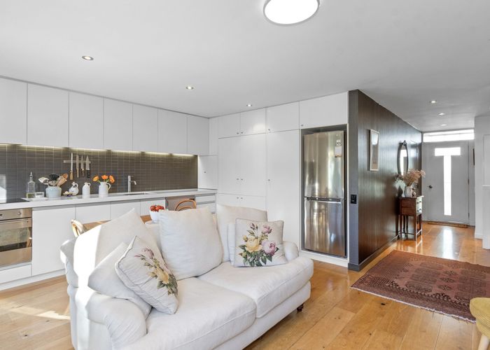  at 5/142 Rugby Street, Merivale, Christchurch City, Canterbury