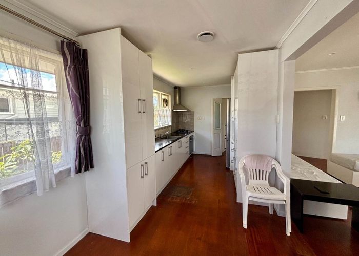  at 21 Dale Crescent, Pakuranga, Manukau City, Auckland