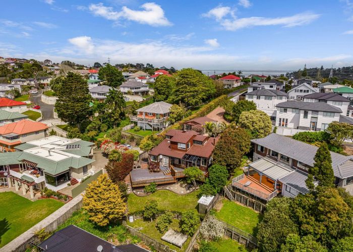  at 533 Hillsborough Road, Mount Roskill, Auckland City, Auckland