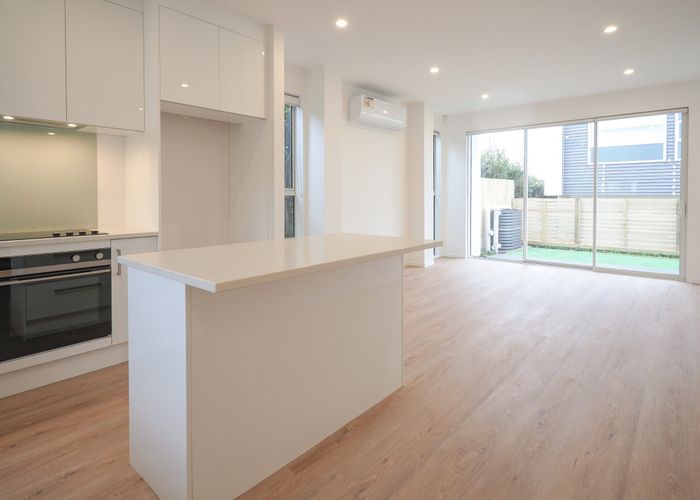  at 1/10 Tirimoana Road, Te Atatū South, Auckland