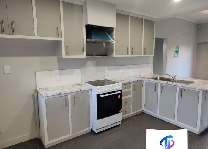  at 121 Kindergarten Drive, Conifer Grove, Papakura, Auckland