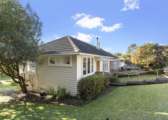  at 36 Sutherland Road, Point Chevalier, Auckland