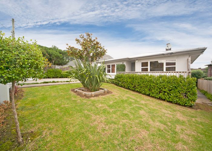  at 15 Sunset View Road, Panmure, Auckland