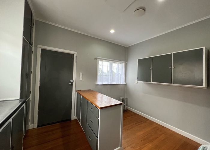  at 17 Roberts Street, Boulcott, Lower Hutt, Wellington