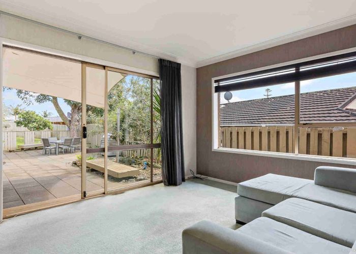  at 116 Glenmore Road, Sunnyhills, Manukau City, Auckland