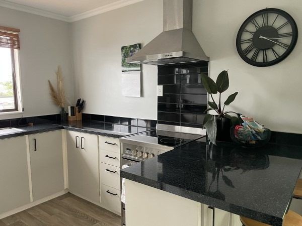  at 4b Colonial Place, Kelvin Grove, Palmerston North, Manawatu / Whanganui