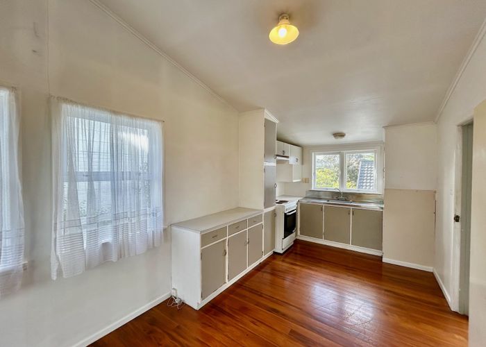  at 41 Aeroview Drive, Beach Haven, North Shore City, Auckland