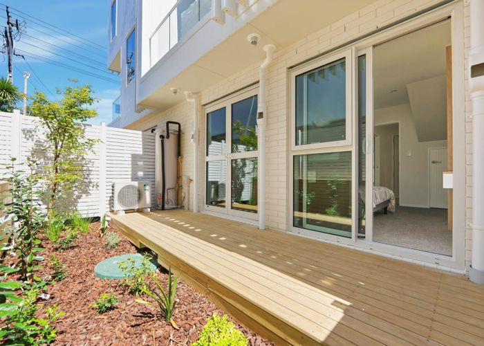  at Lot 2/186 Forrest Hill Road, Forrest Hill, North Shore City, Auckland