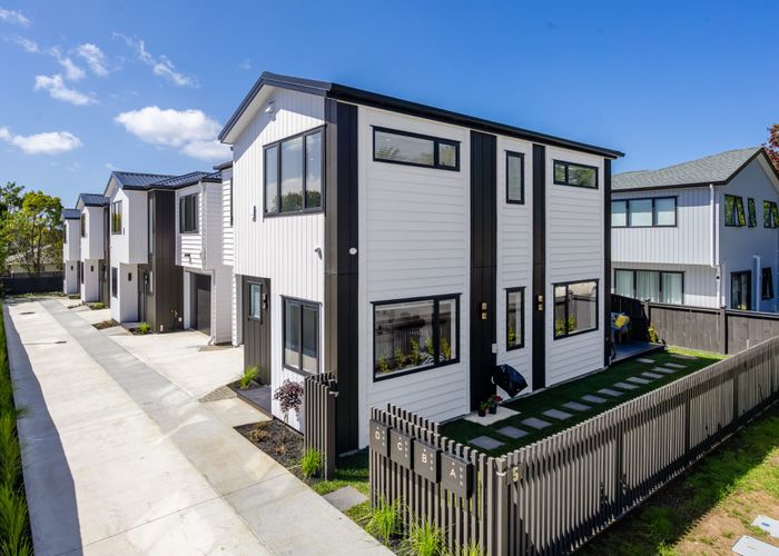  at 5C Pendlebury Street, Green Bay, Waitakere City, Auckland