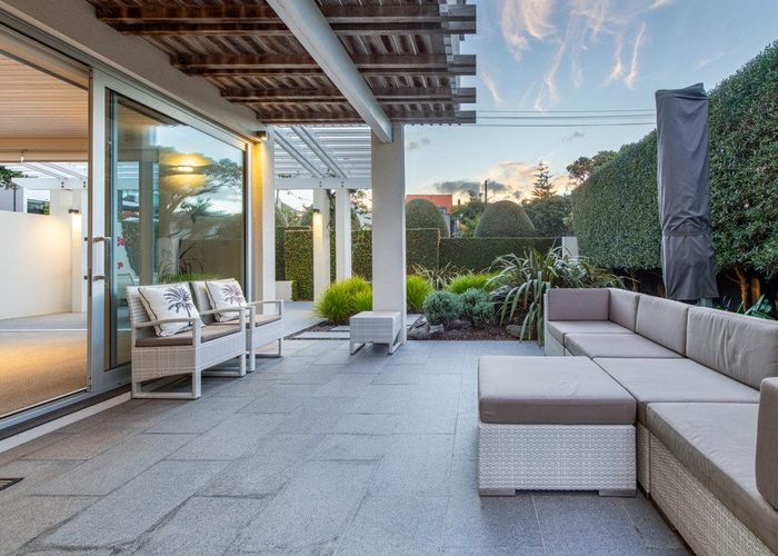  at 19 Muritai Road, Milford, North Shore City, Auckland